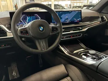 BMW X7 xDrive40d MSport Pro DA PA Prof SkyLounge 22