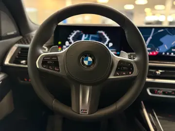 BMW X7 xDrive40d MSport Pro DA PA Prof SkyLounge 22