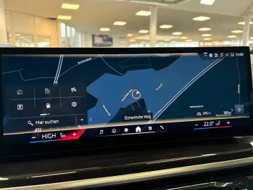 BMW X7 xDrive40d MSport Pro DA PA Prof SkyLounge 22