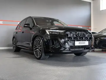 AUDI Q7 50 TDI quattro S-line AHK STHZ PANO UPE 128T€