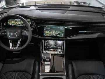 AUDI Q7 50 TDI quattro S-line AHK STHZ PANO UPE 128T€