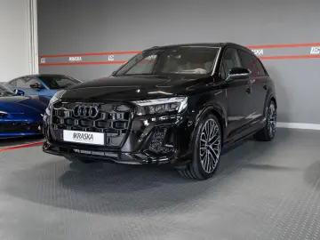 AUDI Q7 50 TDI quattro S-line AHK STHZ PANO UPE 128T€