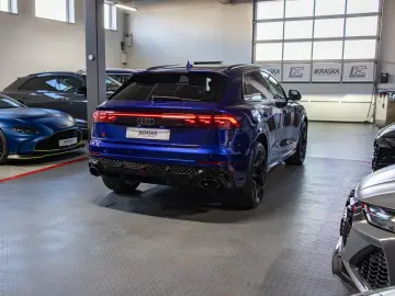 AUDI RSQ8 4.0 TFSI quattro perf. KERAMIK SONDERFARBE