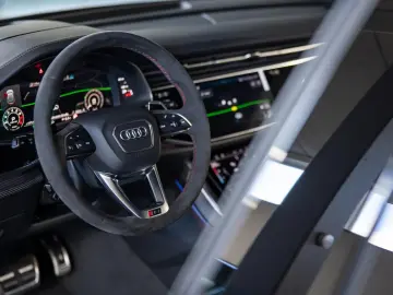 AUDI RSQ8 4.0 TFSI quattro perf. KERAMIK SONDERFARBE