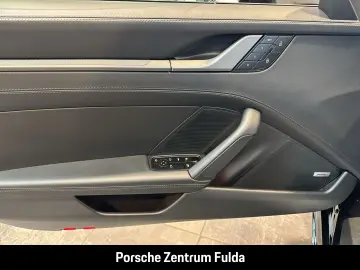PORSCHE 992 911 Carrera Cabriolet Sportabgas LED-Matrix