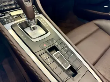 PORSCHE 718 Boxster GTS 4.0 PDK PTS-Farbe   BOSE  Kamera