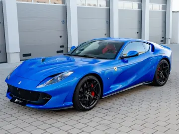FERRARI 812 Superfast   Atelier   Full Carbon   Racing