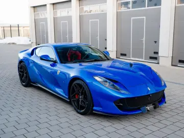 FERRARI 812 Superfast   Atelier   Full Carbon   Racing