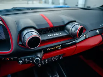 FERRARI 812 Superfast   Atelier   Full Carbon   Racing