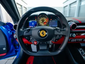 FERRARI 812 Superfast   Atelier   Full Carbon   Racing