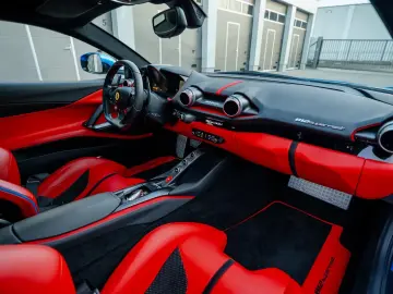 FERRARI 812 Superfast   Atelier   Full Carbon   Racing