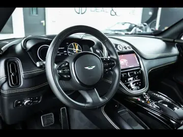 ASTON MARTIN DBX 707 4.0 V8 23' ACC 360