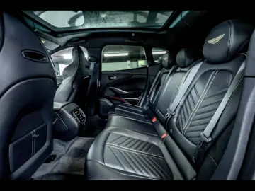 ASTON MARTIN DBX 707 4.0 V8 23' ACC 360