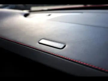 LOTUS Emira COUPE 3.5 V6 FIRST EDITION DCT MAGMA RED