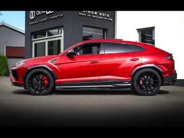 LAMBORGHINI Urus 4.0 V8 S 666 CH ROSSO EFESTO CARBON B&O 3D