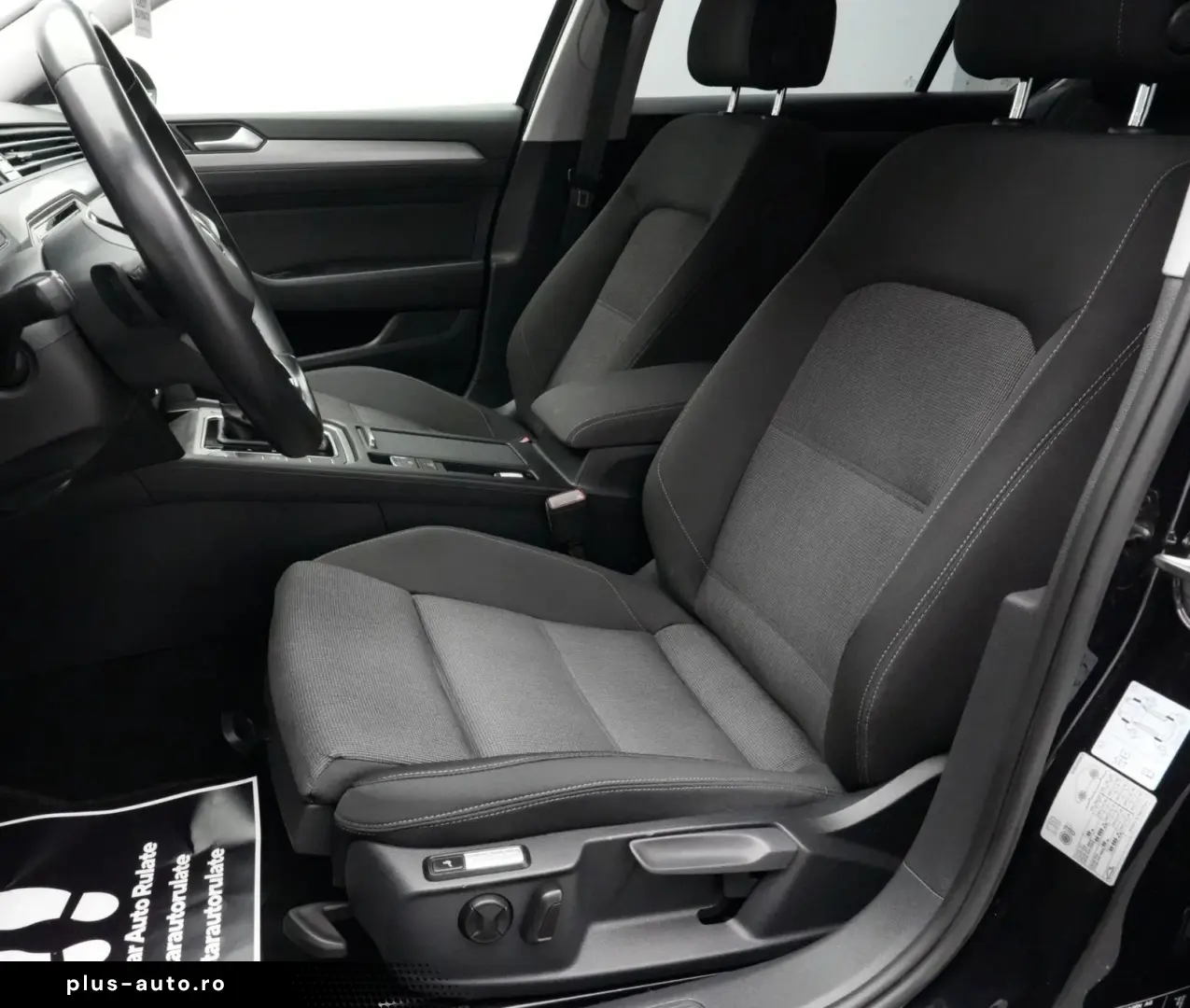 VOLKSWAGEN Passat 2021 — imagine 13