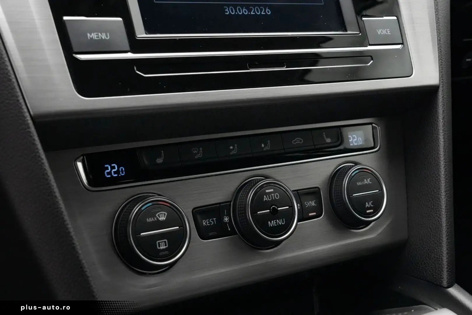 VOLKSWAGEN Passat 2021 — imagine 20
