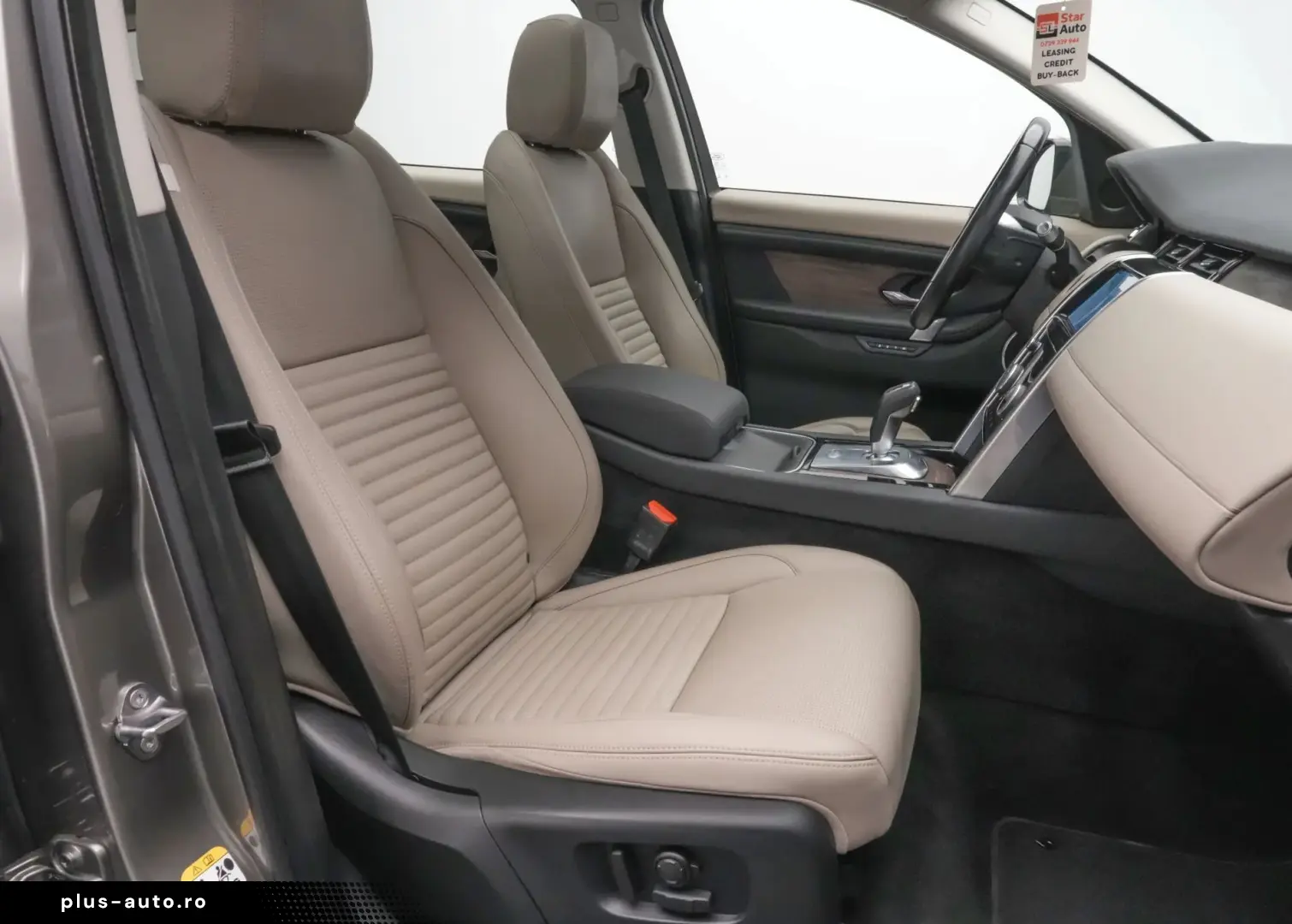 Land-Rover Discovery-Sport