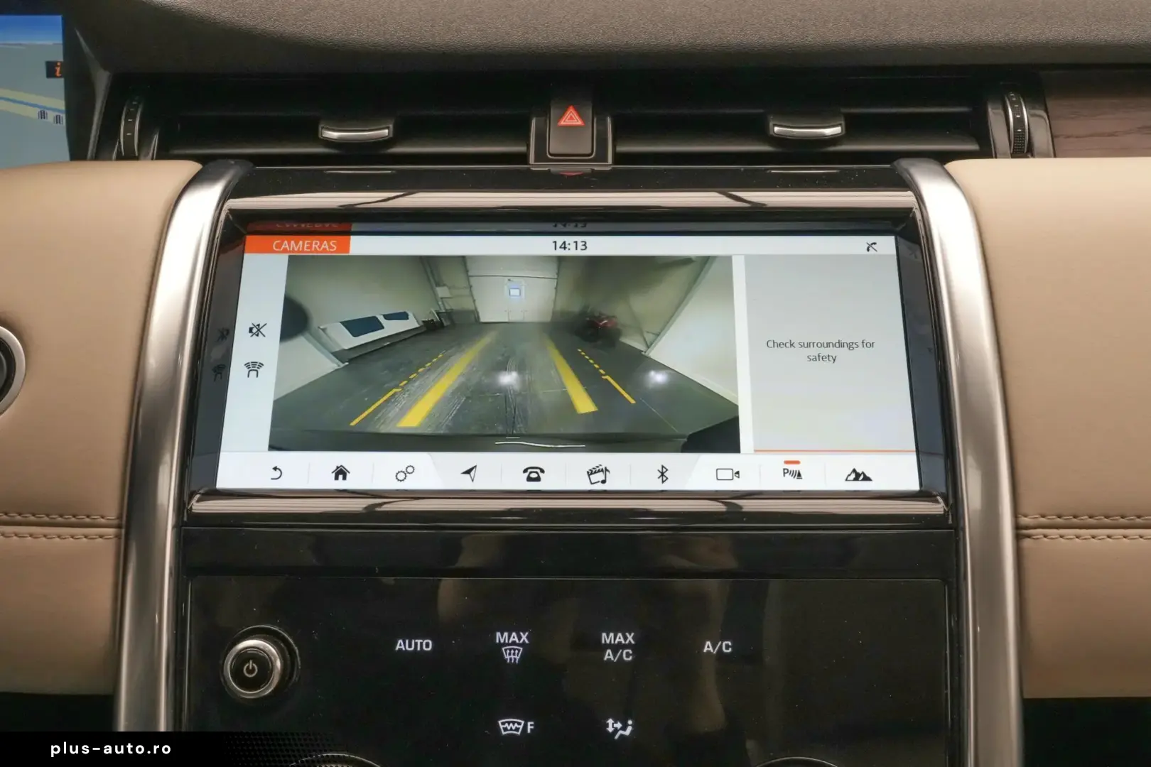 Land-Rover Discovery-Sport