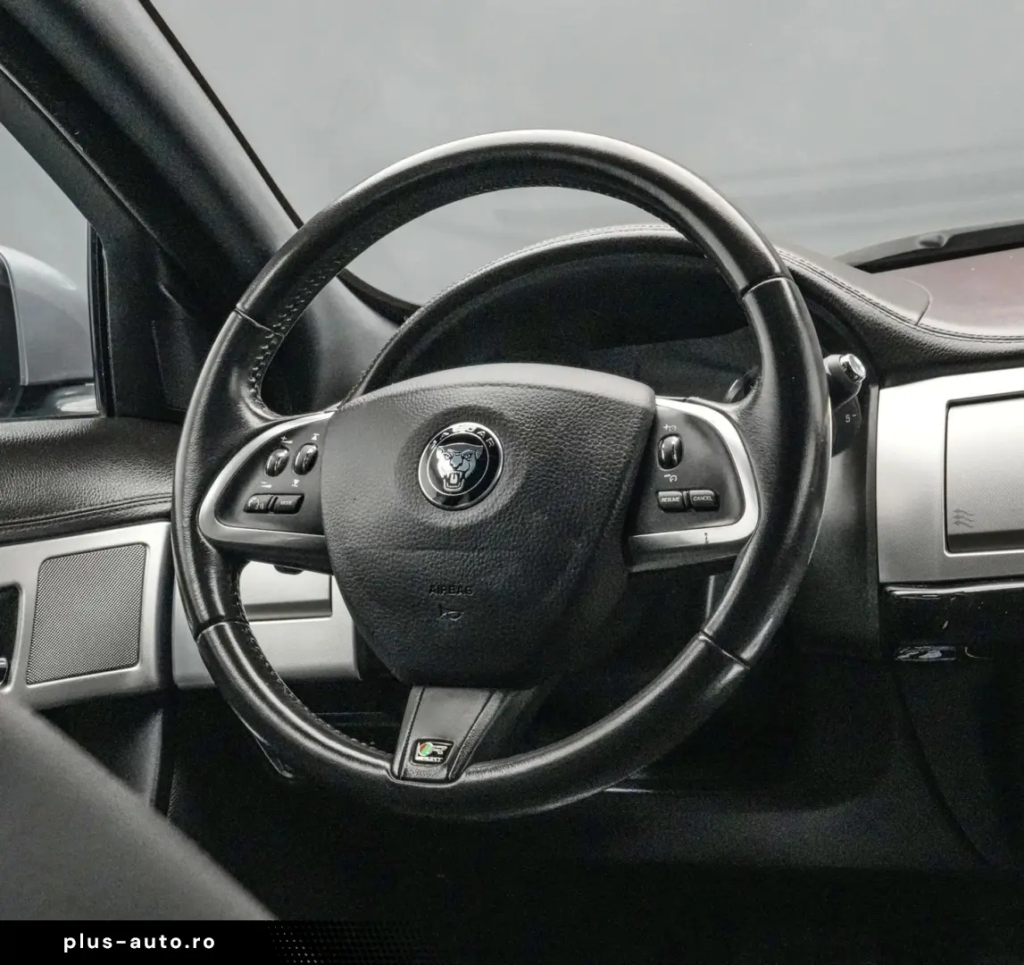 JAGUAR XF 2015 — imagine 17