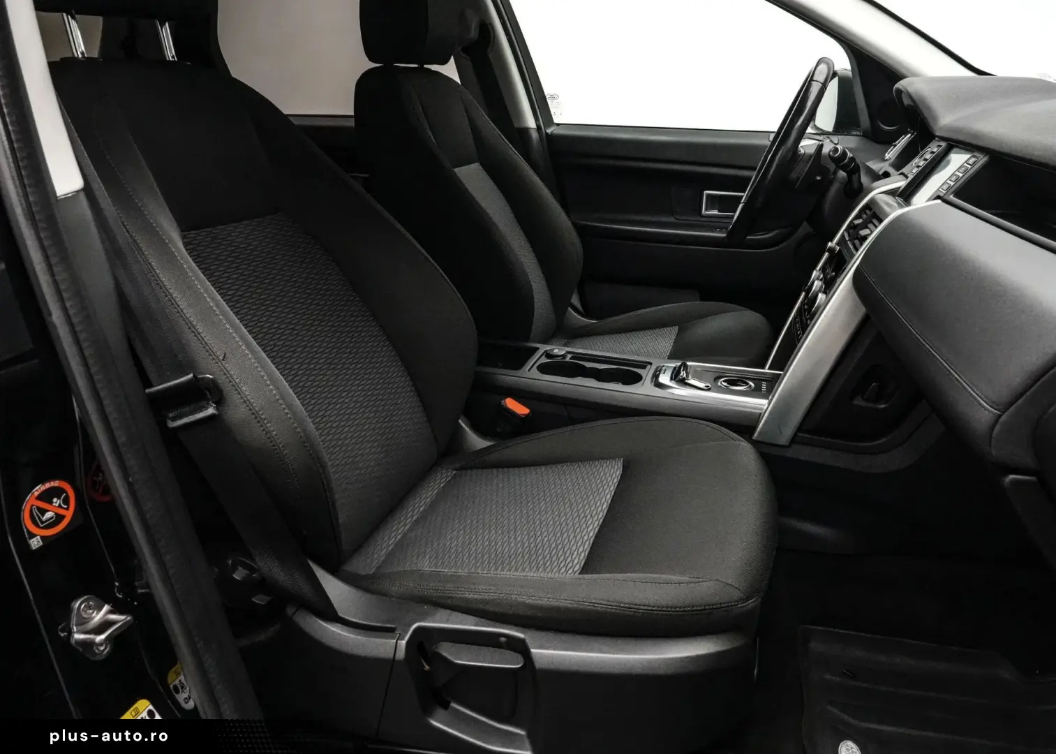 Land-Rover Discovery-Sport