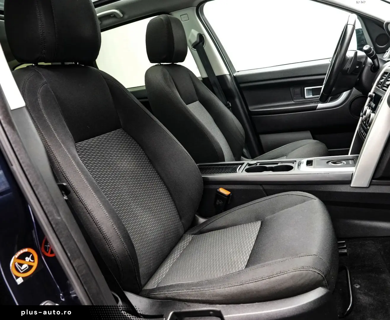 Land-Rover Discovery-Sport