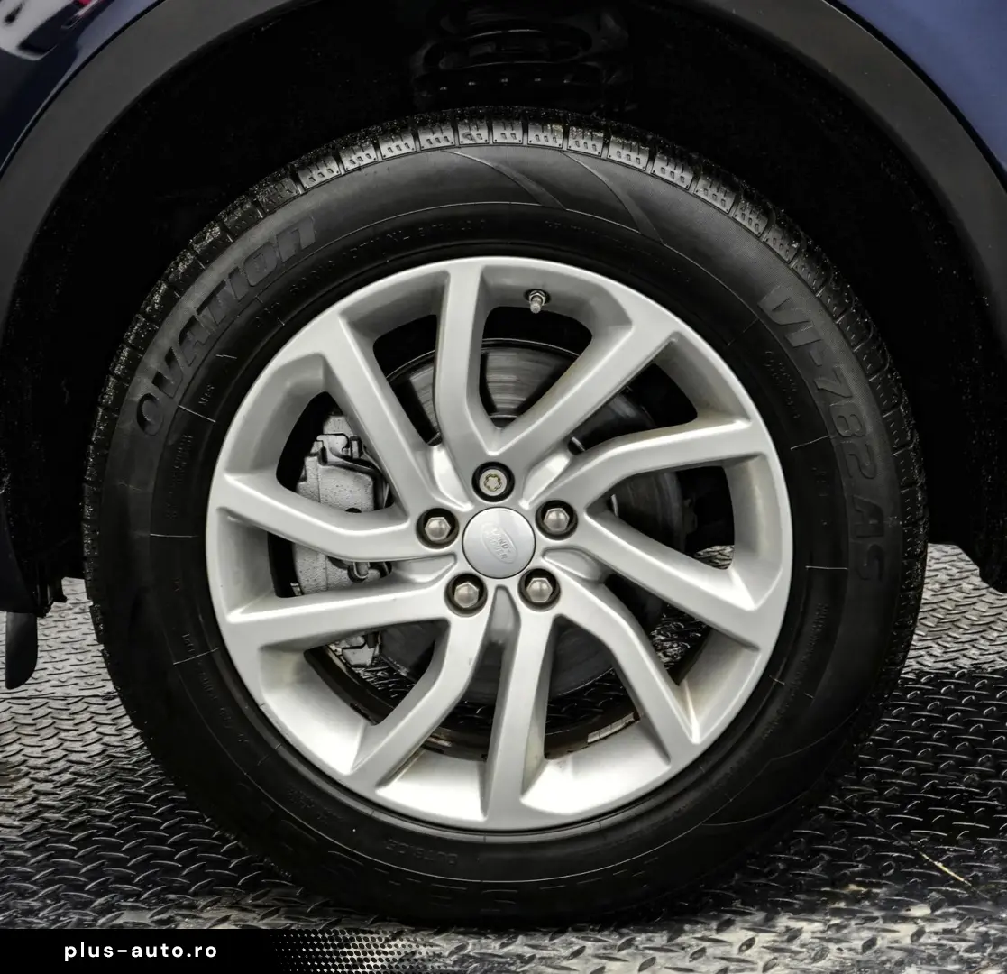 Land-Rover Discovery-Sport