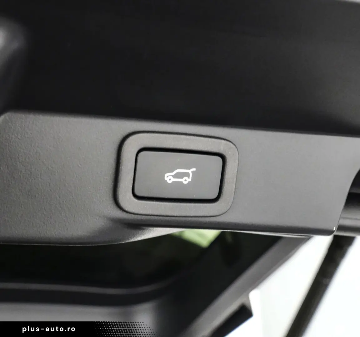 Land-Rover Range-Rover-Sport