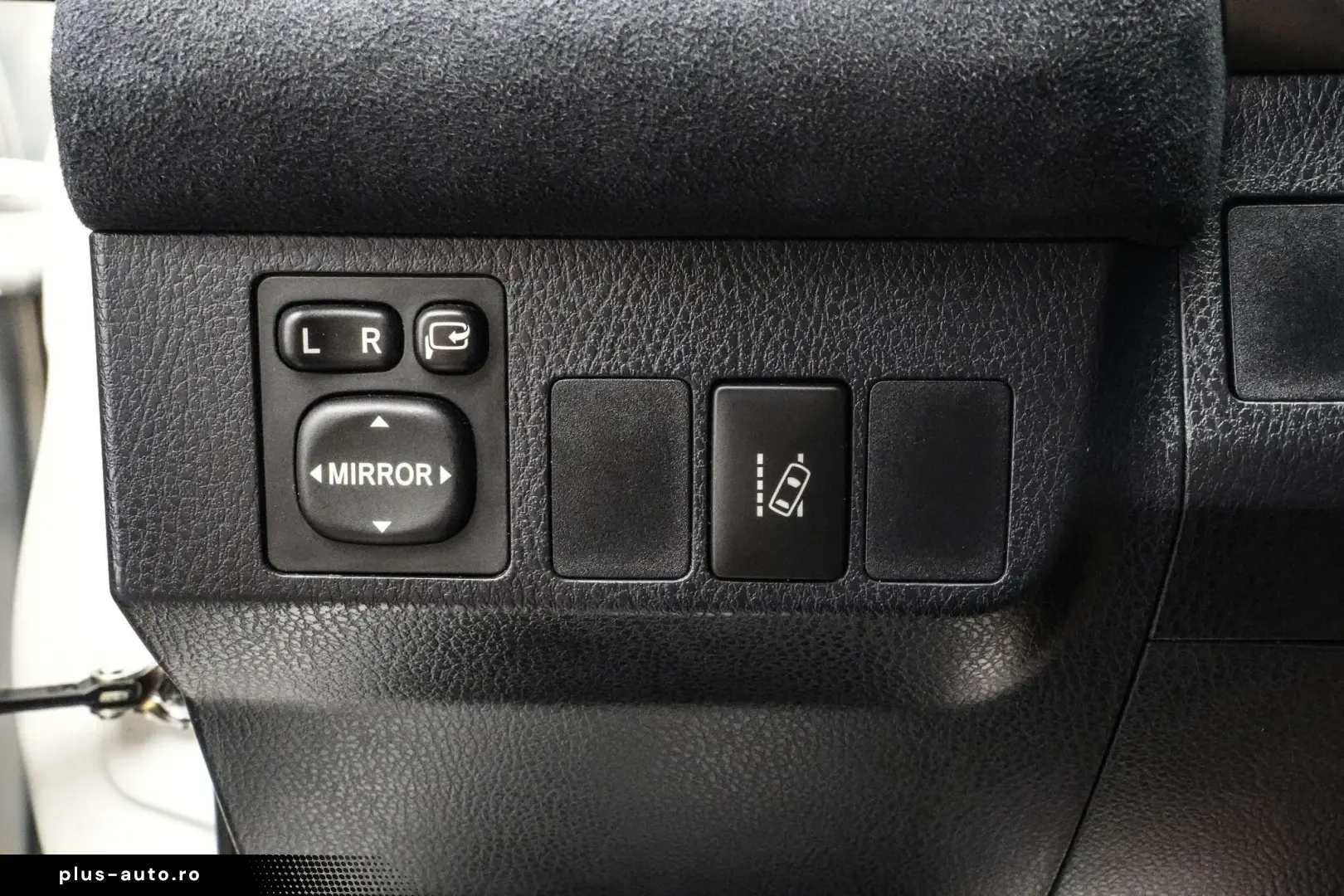 TOYOTA RAV4 2016 — imagine 26