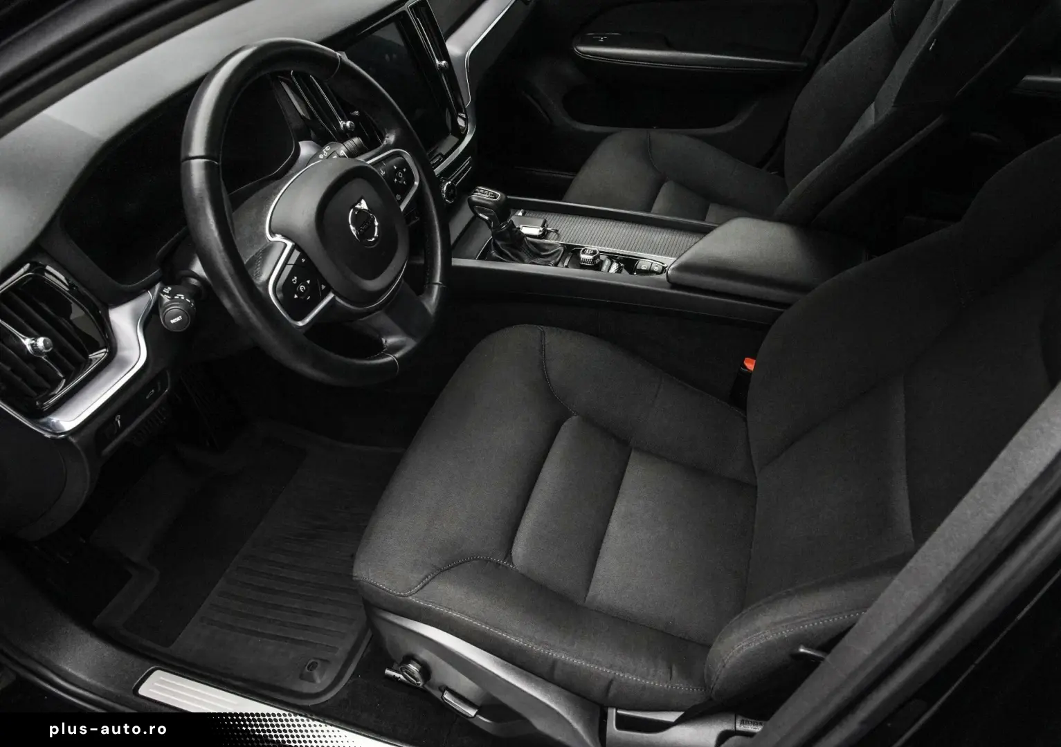 VOLVO V60 2021 — imagine 11