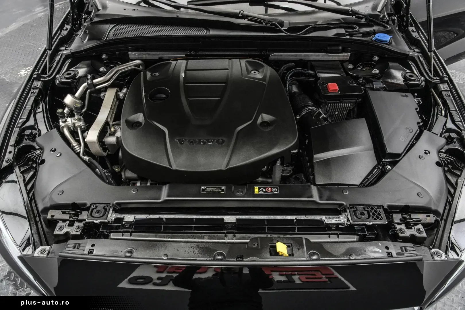 VOLVO V60 2021 — imagine 25