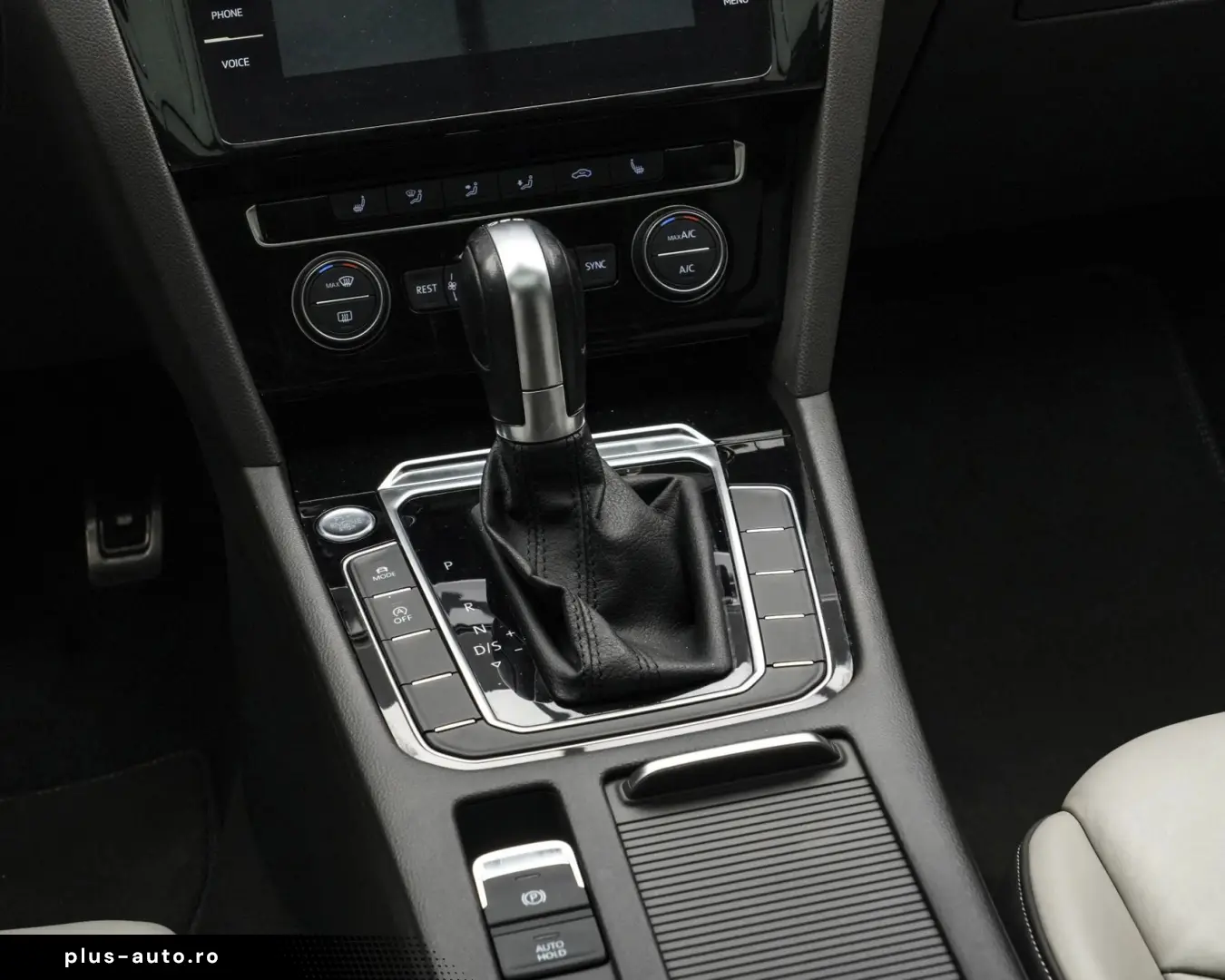 VOLKSWAGEN Arteon 2019 — imagine 19