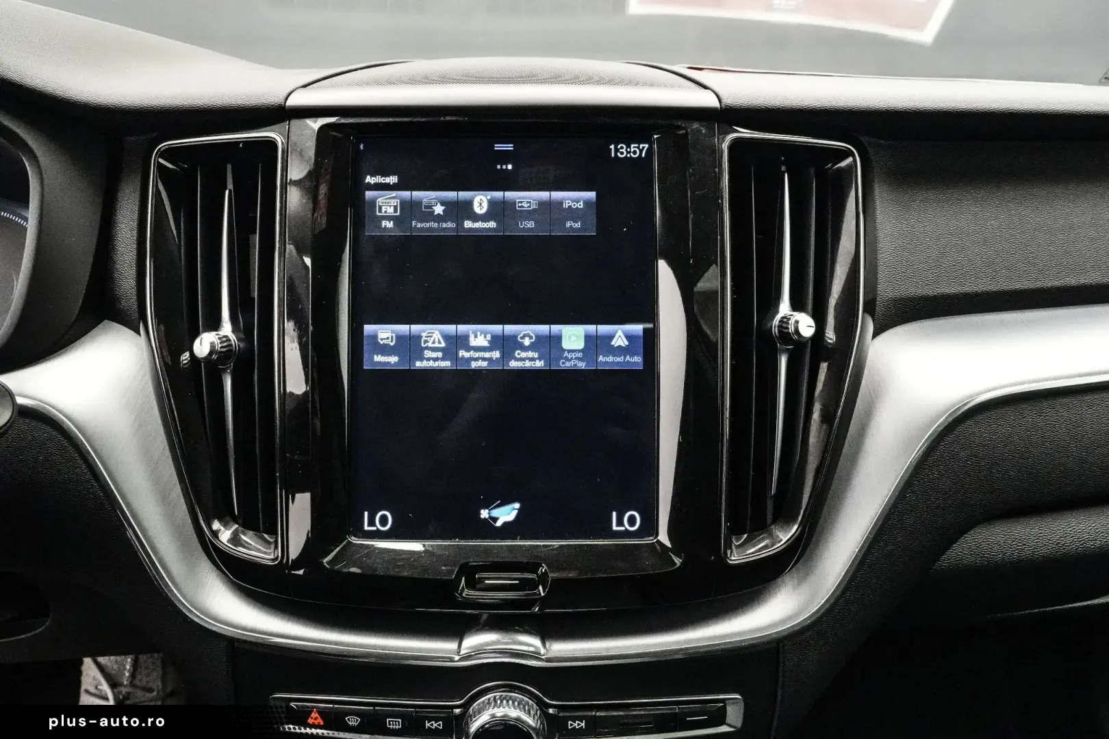 VOLVO XC60 2019 — imagine 21
