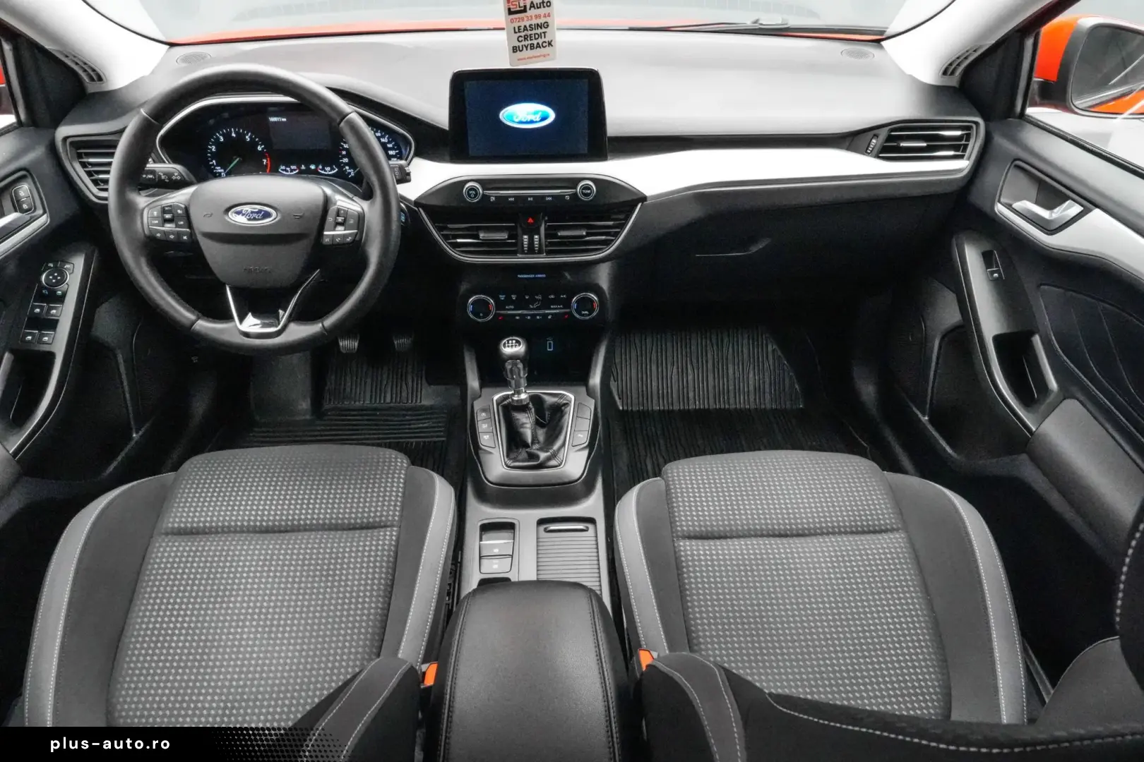 FORD Focus 2022 — imagine 7