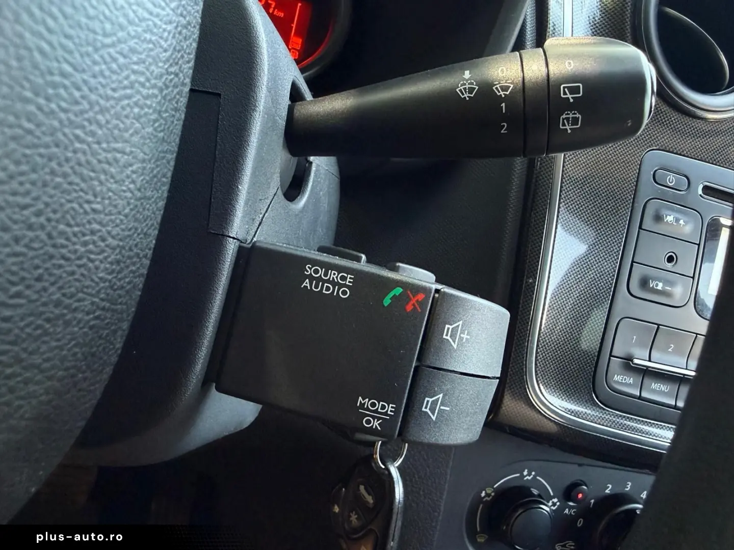 DACIA Sandero 2017 — imagine 12