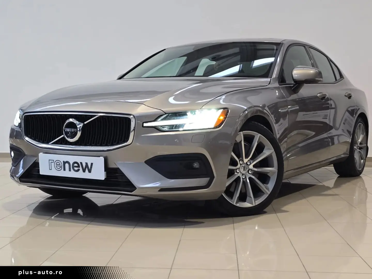Volvo S60 Momentum 2.0 320 CP