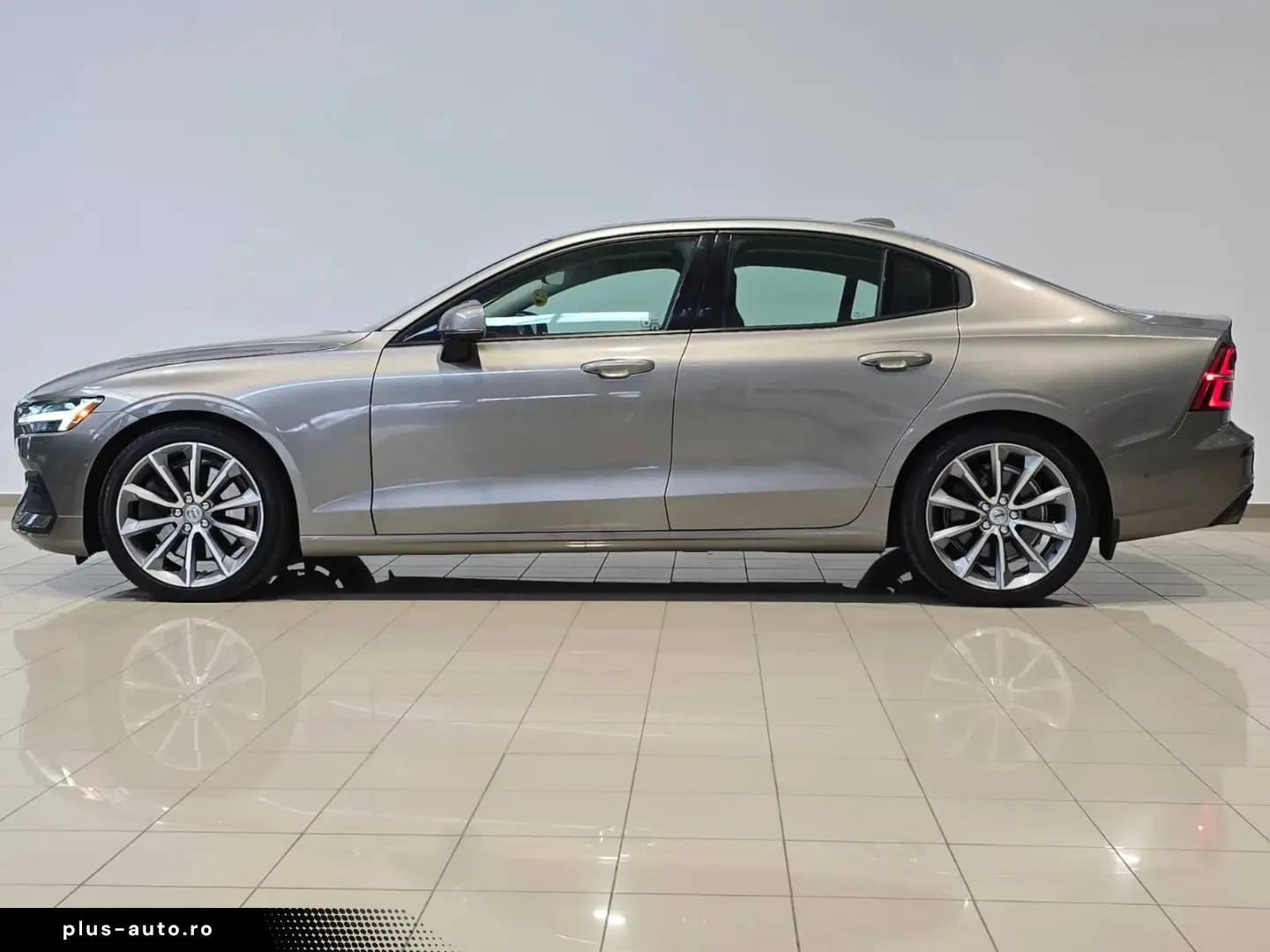 Volvo S60 Momentum 2.0 320 CP