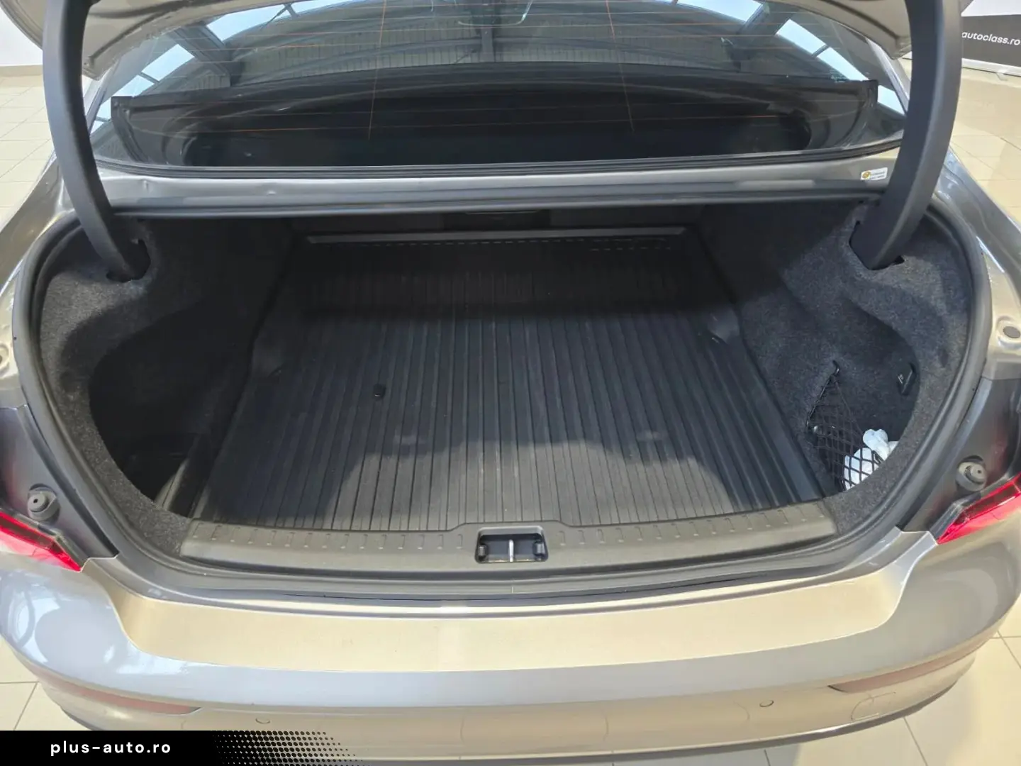 Volvo S60 Momentum 2.0 320 CP