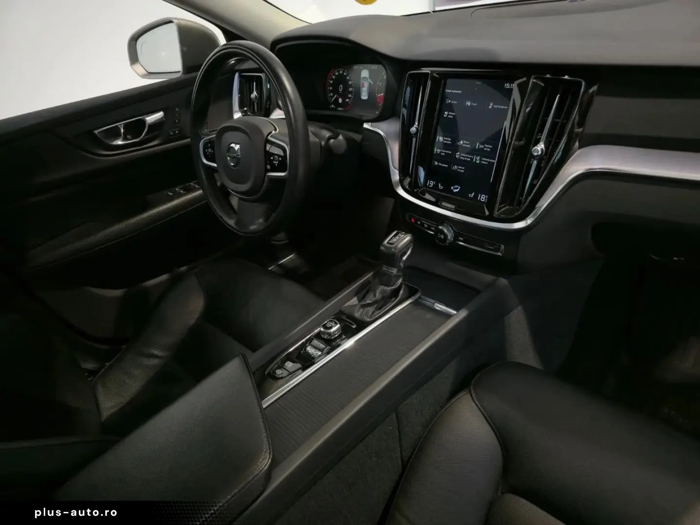 Volvo S60 Momentum 2.0 320 CP