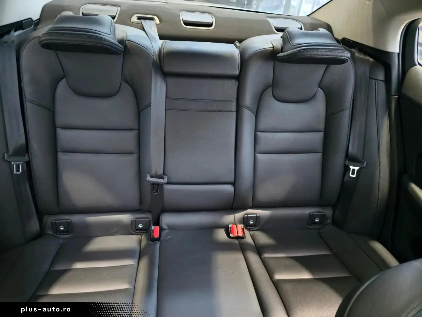 Volvo S60 Momentum 2.0 320 CP