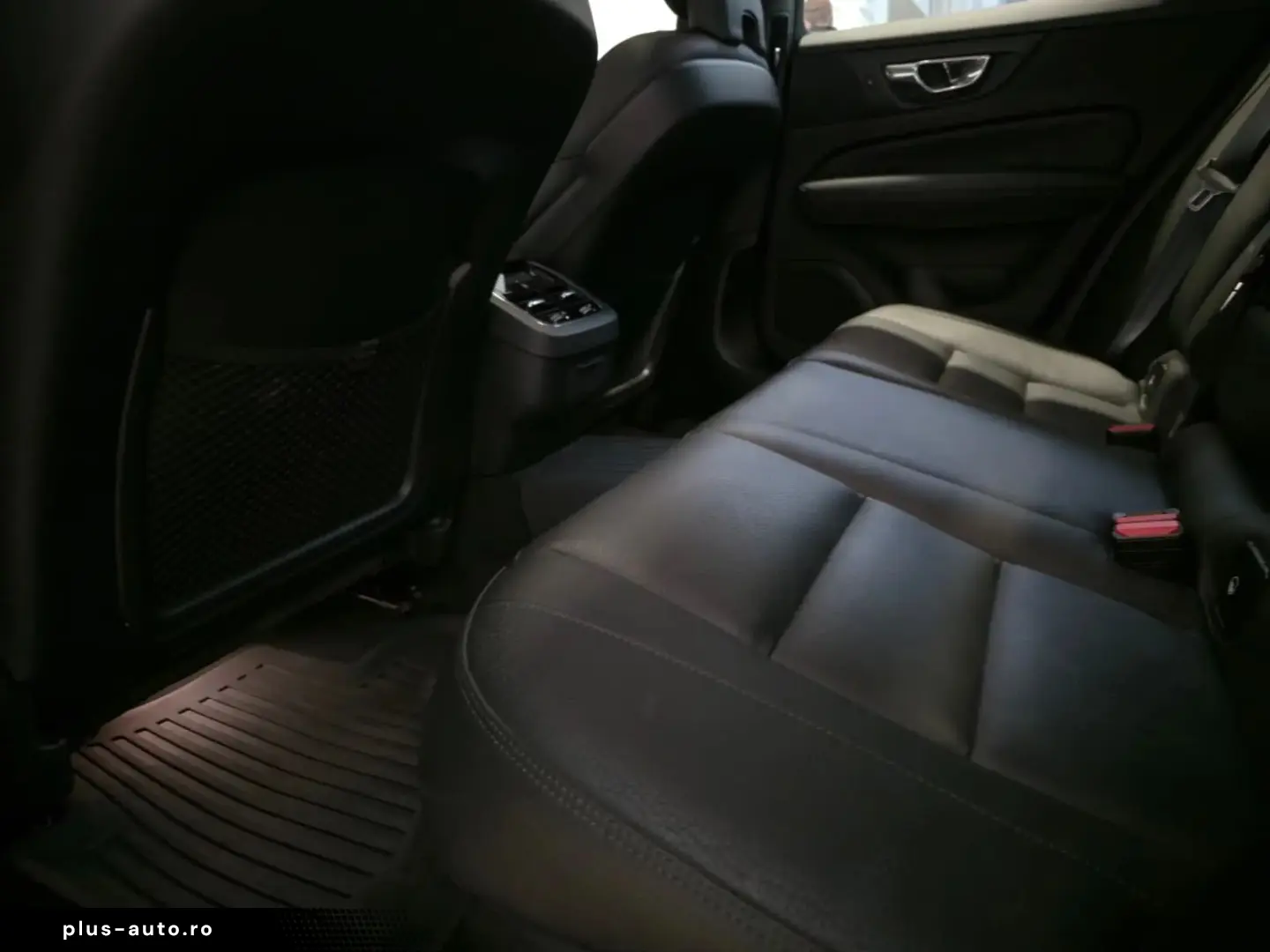 Volvo S60 Momentum 2.0 320 CP