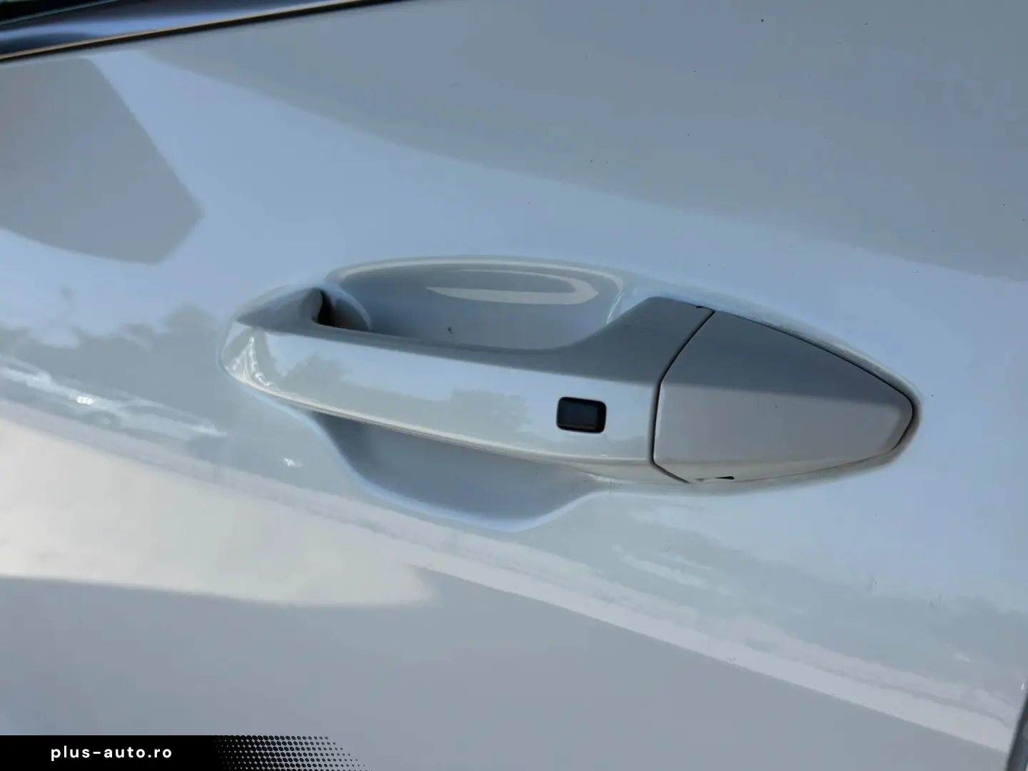 KIA Sportage 2023 — imagine 12