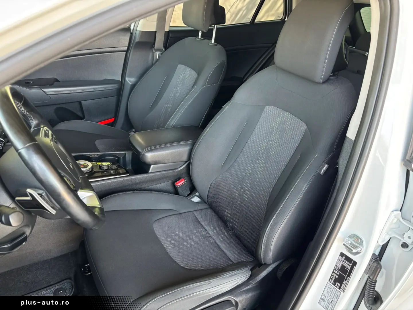 KIA Sportage 2023 — imagine 35