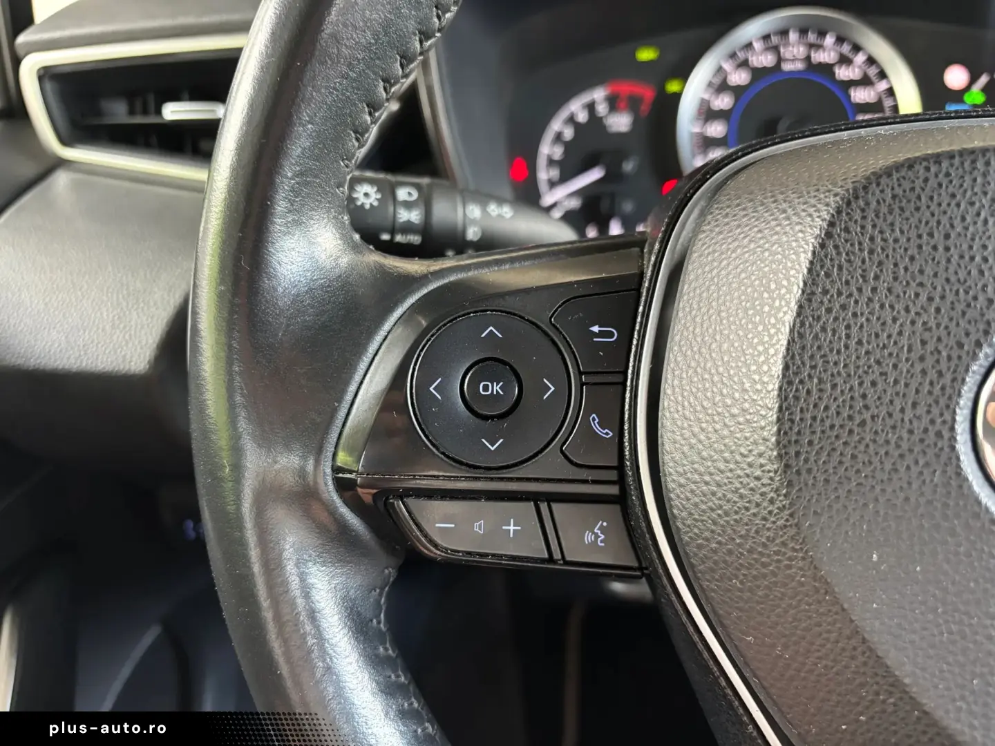 TOYOTA Corolla 2021 — imagine 22