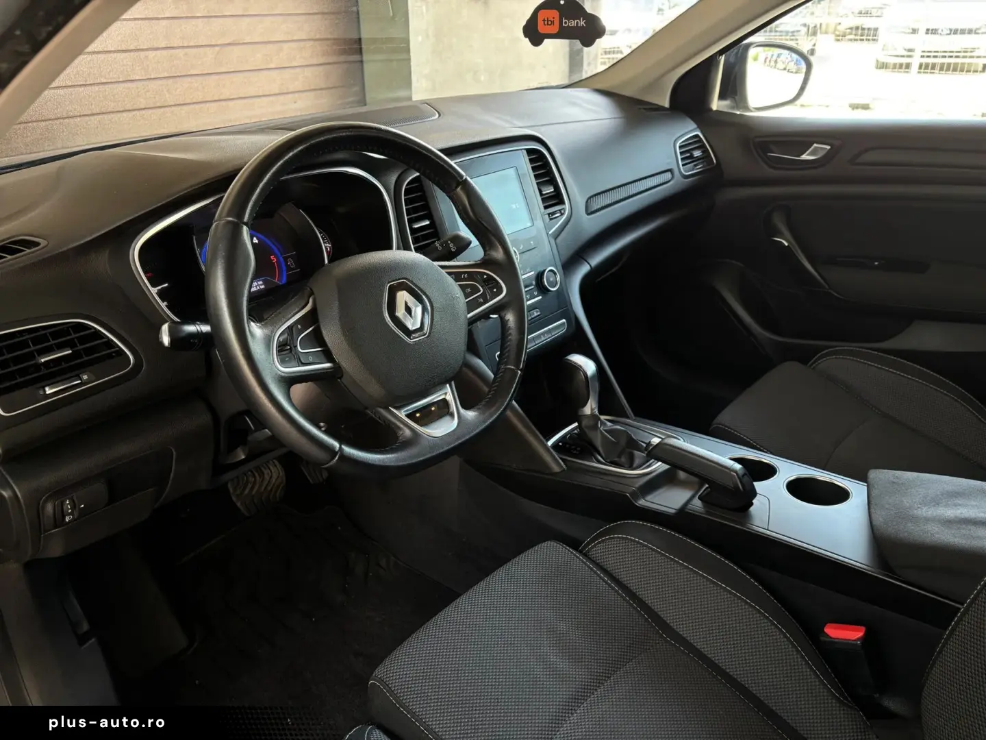 RENAULT Megane 2018 — imagine 11