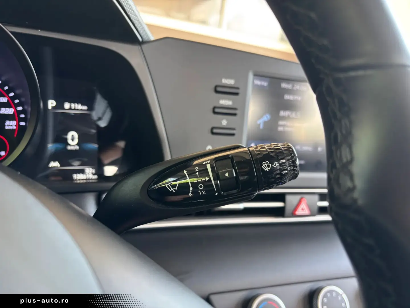 HYUNDAI Elantra 2022 — imagine 23
