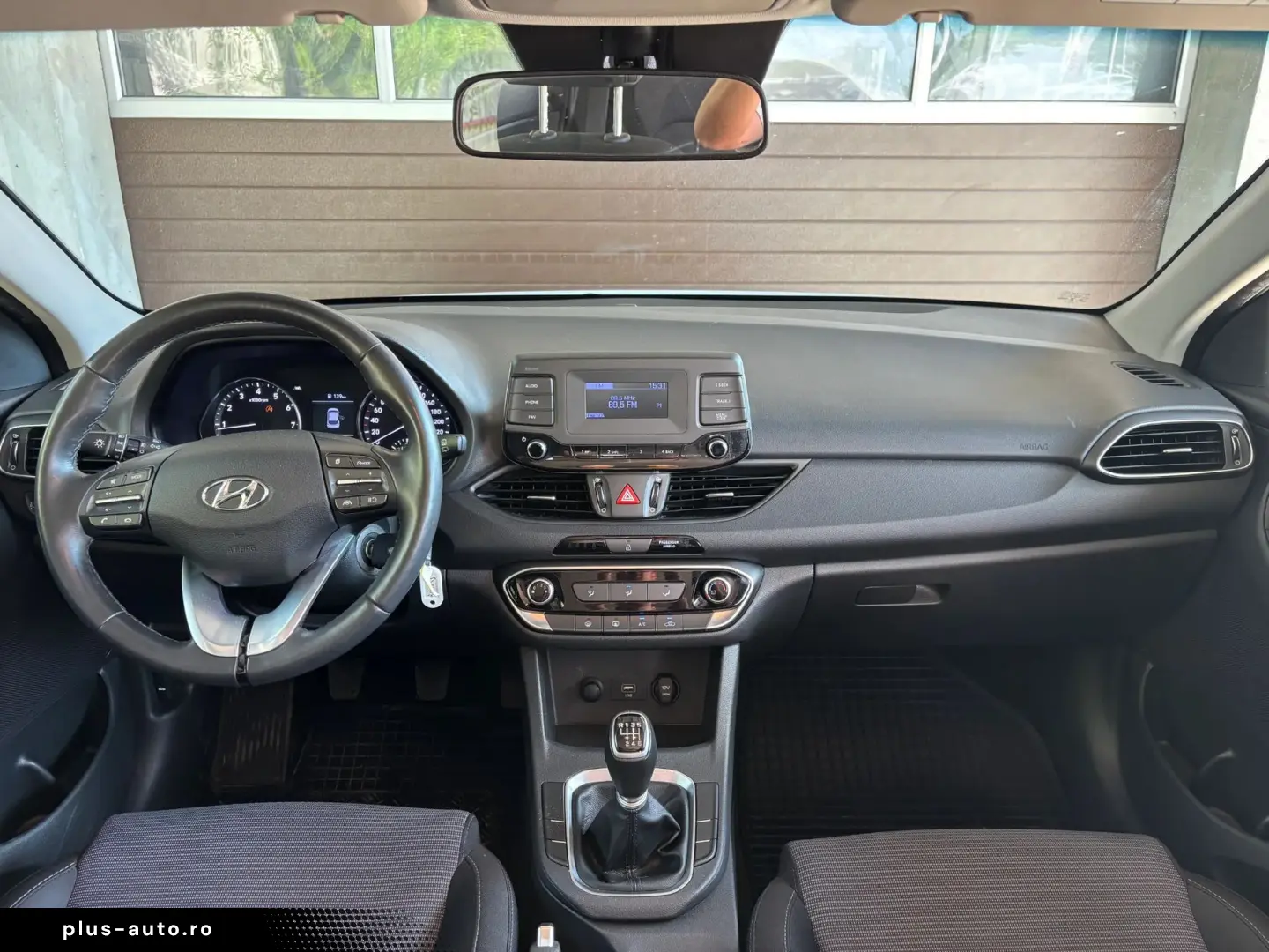 HYUNDAI i30 2022 — imagine 3