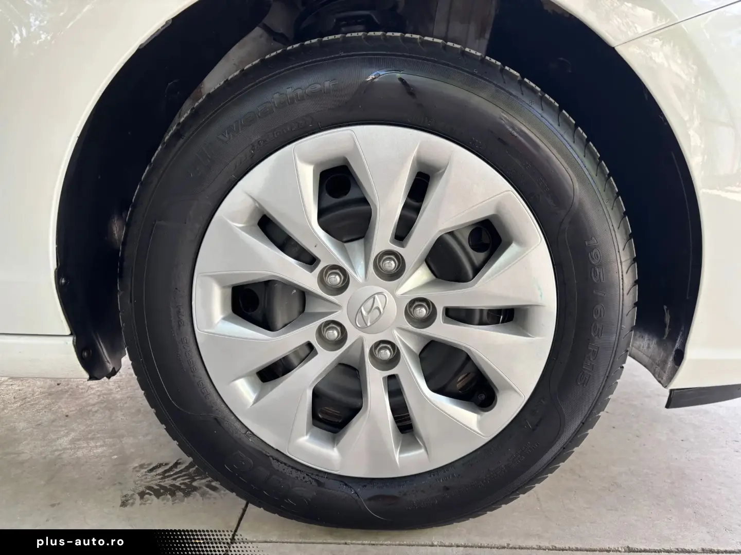 HYUNDAI i30 2022 — imagine 10