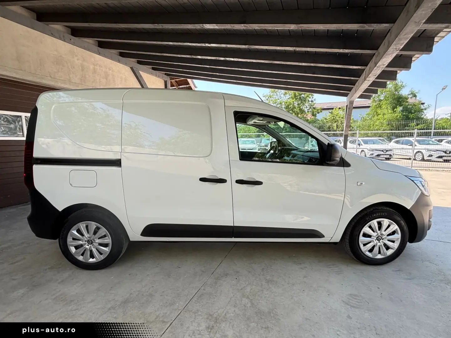 RENAULT Express 2022 — imagine 9