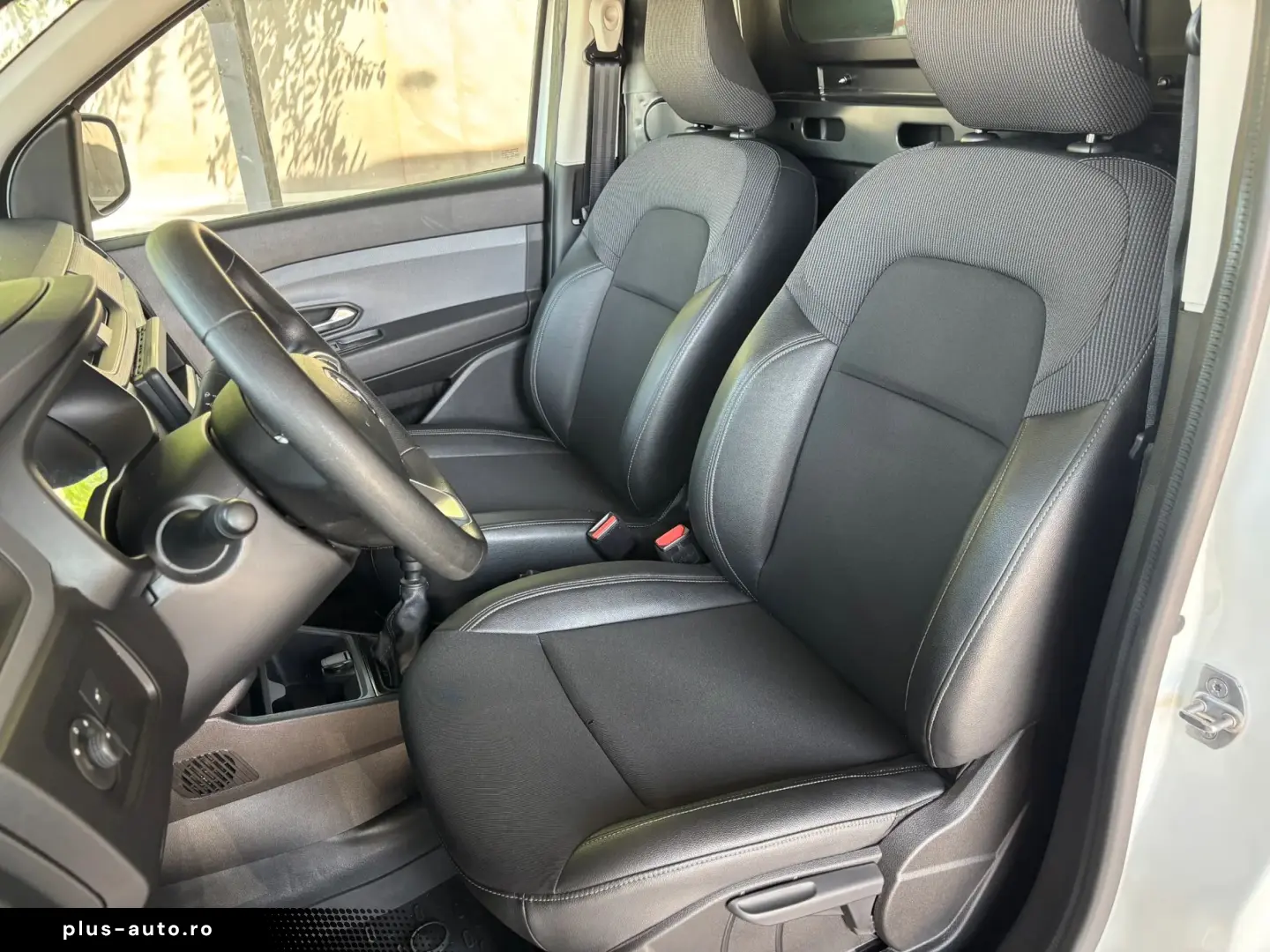 RENAULT Express 2022 — imagine 27